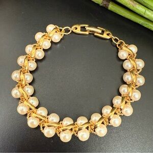Vintage NAPIER Faux Pearl Twisted Gold-tone Chain Bracelet 17.3g.